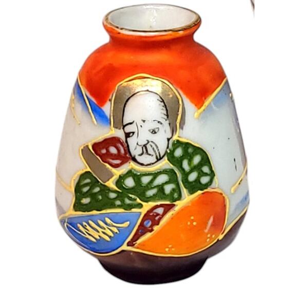 1940's Vintage Miniature 2.5" & 3.5" Occupied Japan Satsuma Hand Painted Vases - Picture 3 of 10
